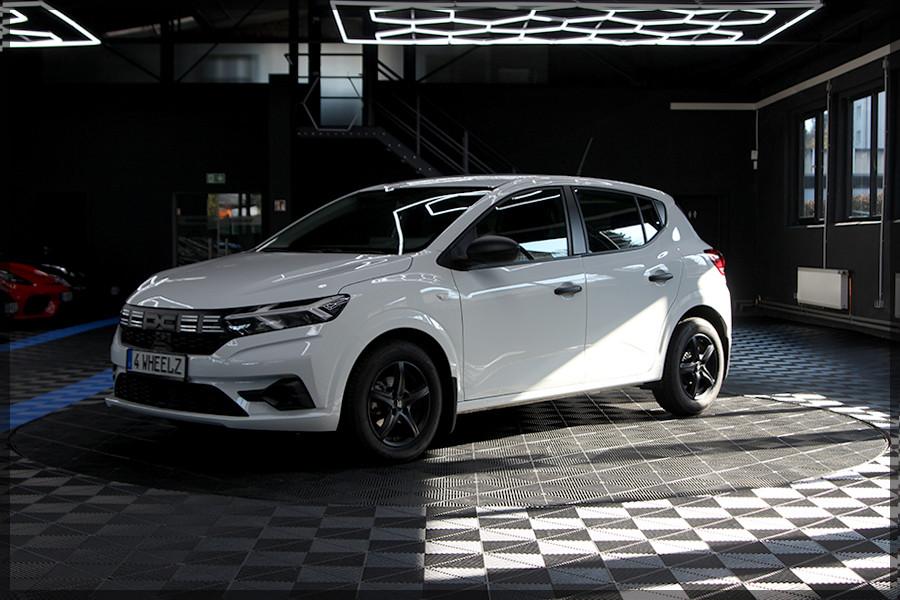 Dacia Sandero SCe 65 Essential PDC / ANDROID / CARPLAY