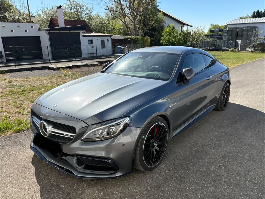 Mercedes-Benz C 63 AMG