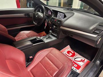 Mercedes E 250 - 12
