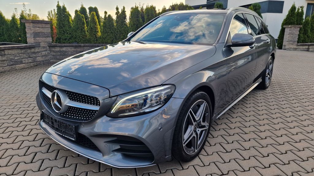 Mercedes-Benz C 400
