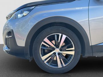 Fotografie des Peugeot 3008 Allure Business Kamera LED Sitzhz AHK