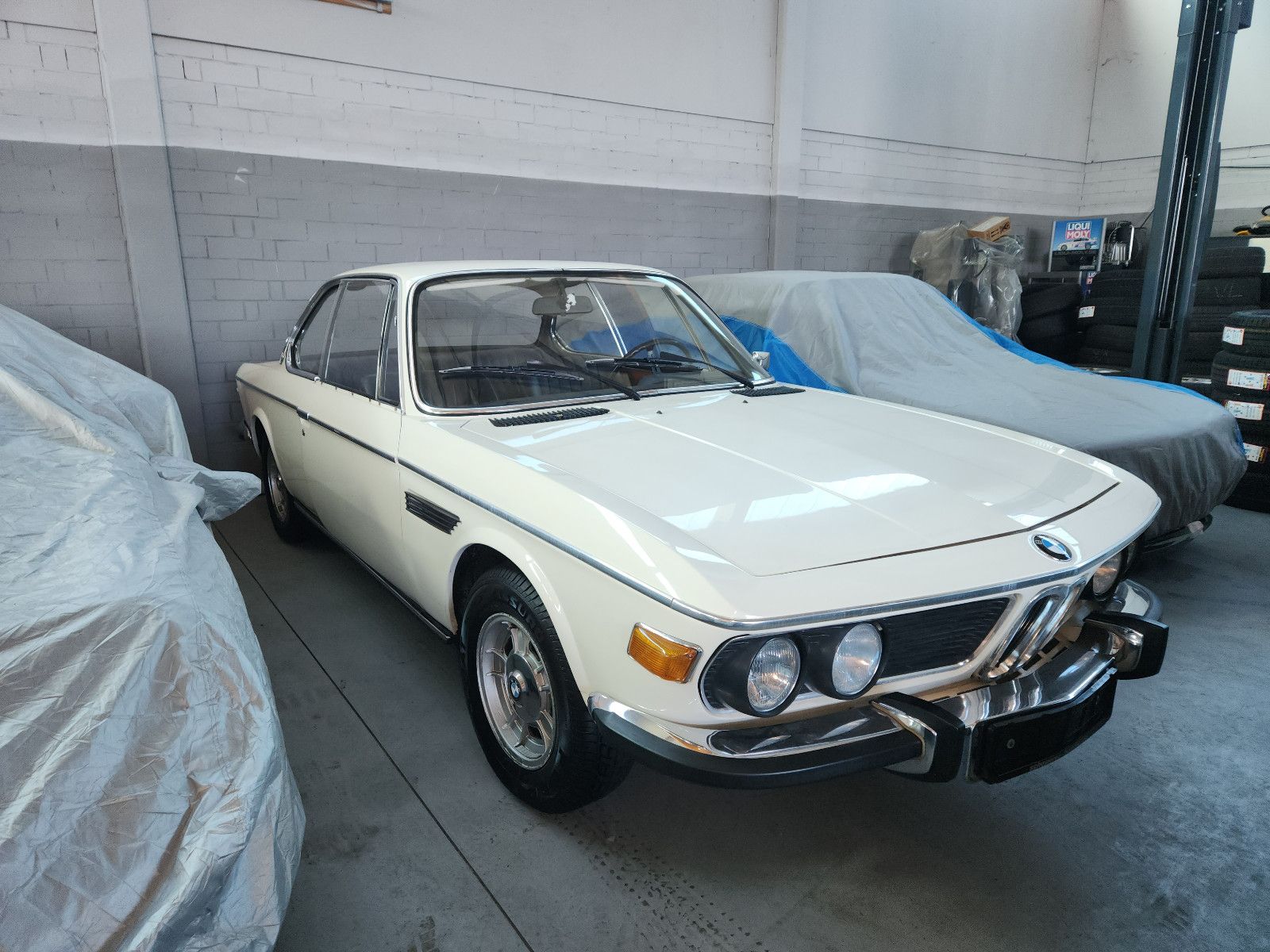 Fahrzeugabbildung BMW 2800cs *Oldtimer*Automatik*Elk.Fensterhebe*