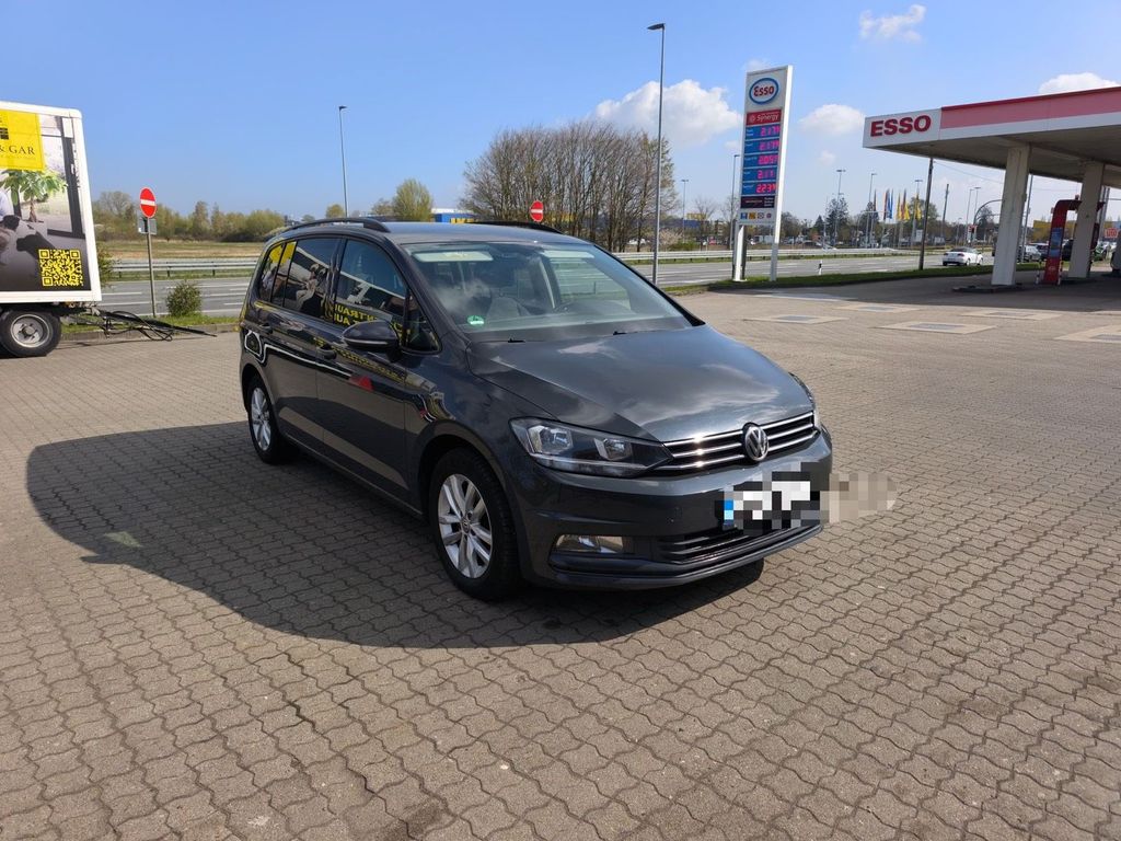Image of Volkswagen Touran