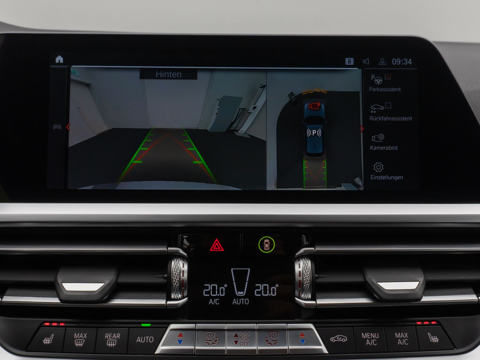 Fahrzeugabbildung BMW 330e Luxury Line 360°HiFi DAB Alarm Sport 19Zoll