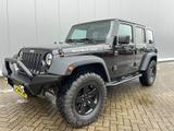 Jeep Wrangler Unlimited 3.8 Sport - Jeep Wrangler mit Benzin-Antrieb: Cabrio