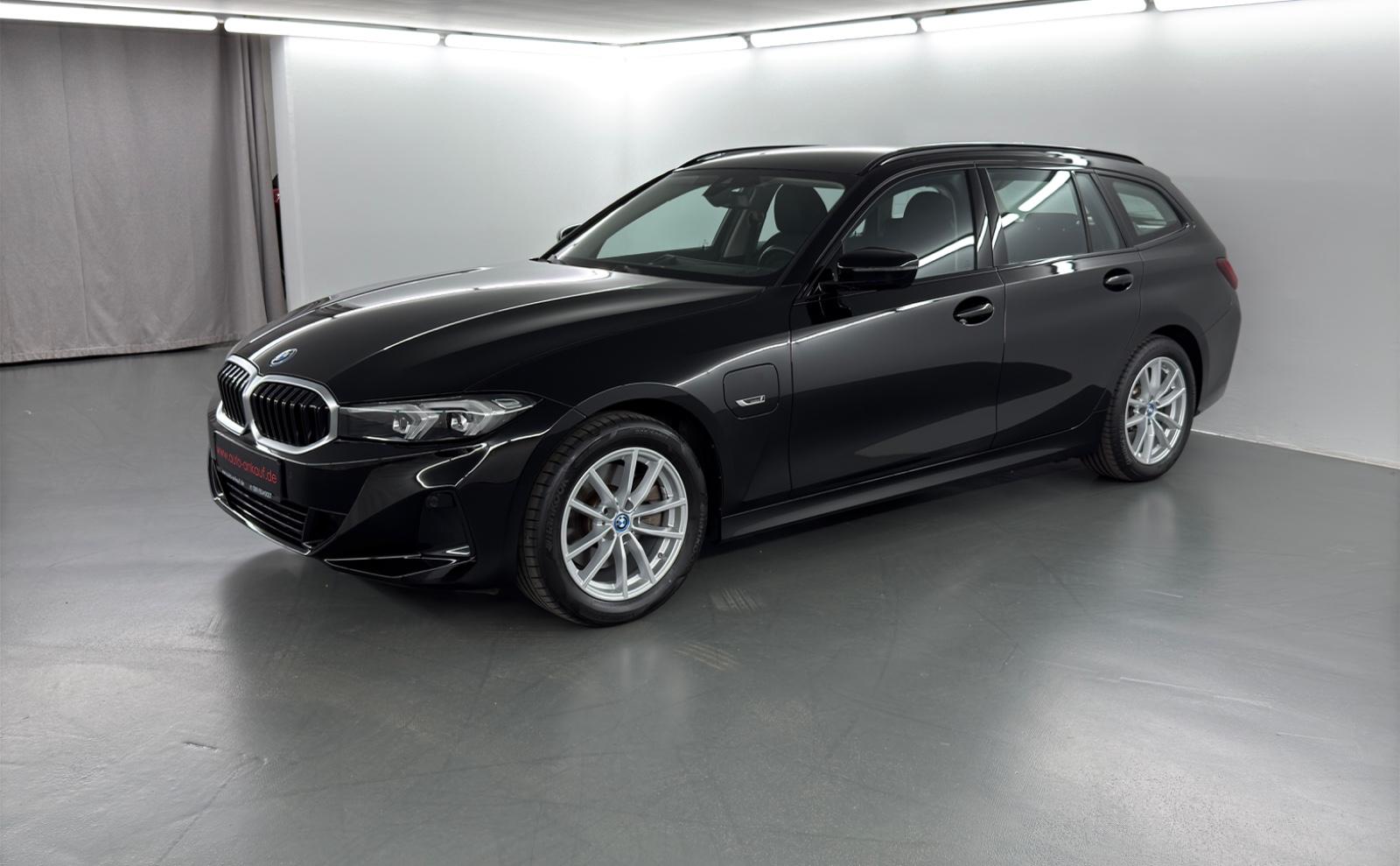 BMW 320e Curved-Display Klima PDC LED Navi DAB