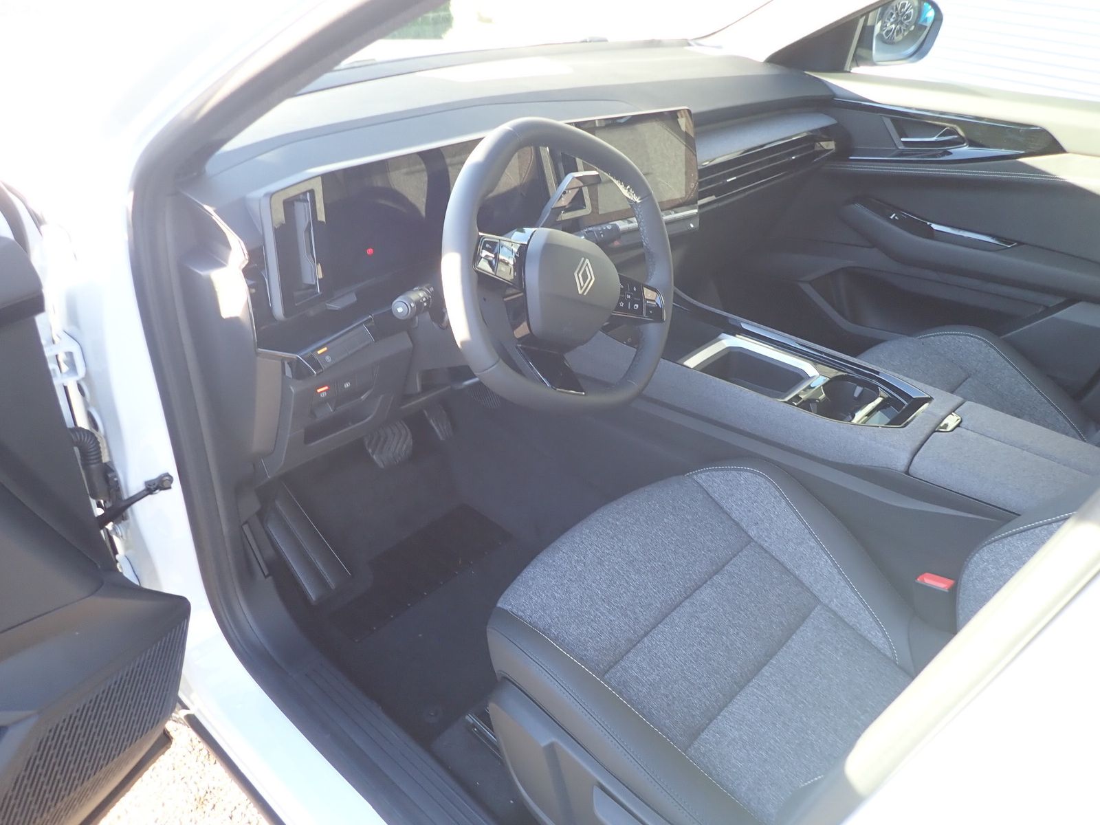 Fahrzeugabbildung Renault Austral Evolution Mild Hybrid 160 Automatik