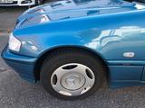 Mercedes-Benz C 180 CLASSIC Classic Automatik kilma TÜV Neue