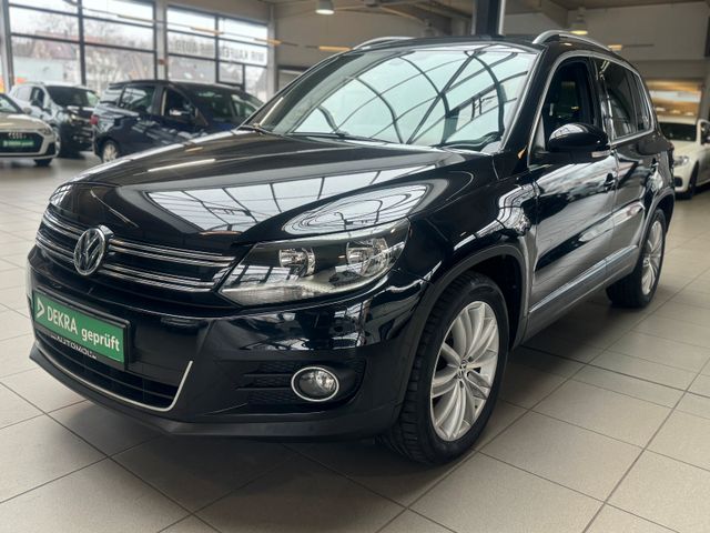 Volkswagen Tiguan Sport & Style 1.4TSI Panorama PDC SHZ uvm