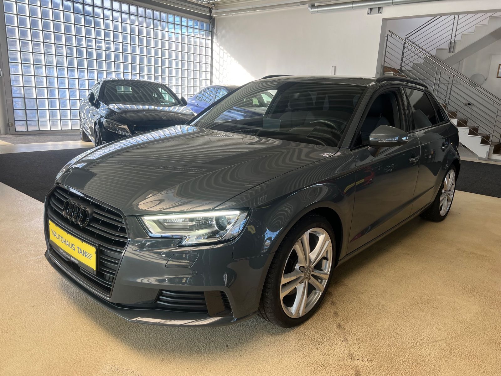 Fahrzeugabbildung Audi A3 Sportback 40 TDI quattro sport