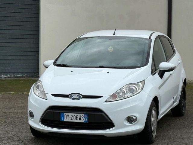 Ford Fiesta 1.4 5 porte Bz.- GPL Titanium