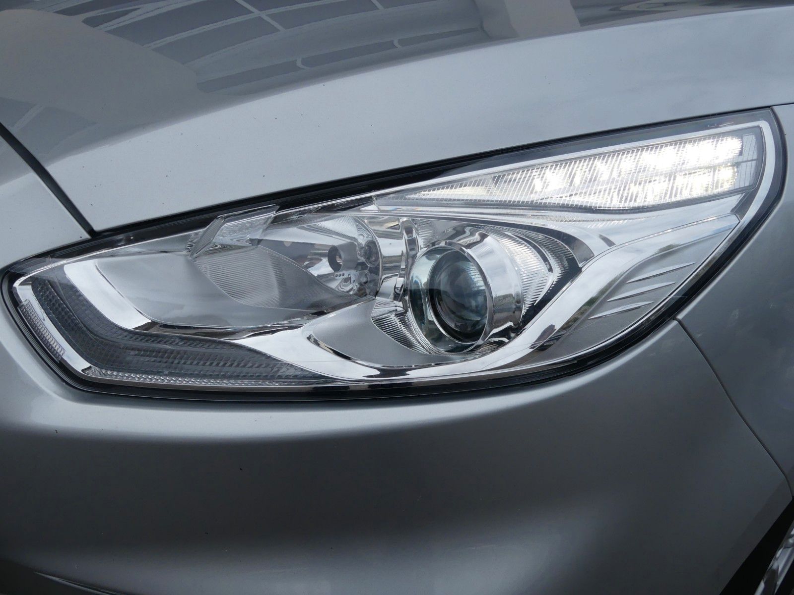 Fahrzeugabbildung Ford Galaxy Trend*Kamera*7 Sitze*