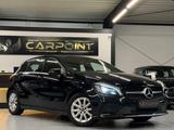 Mercedes-Benz A 180 BlueEfficiency /LED/SHZ/T-Leder/Navi/BT - Mercedes-Benz A 180: Limousine