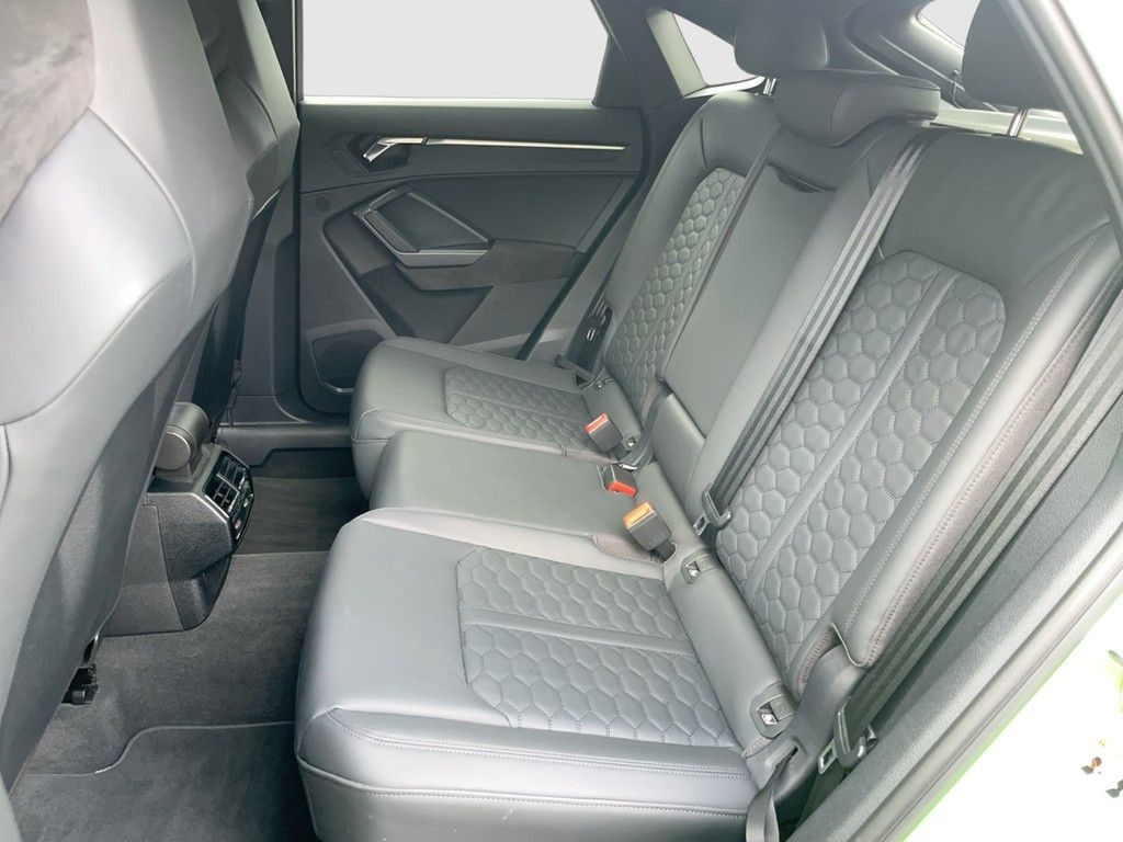Audi RSQ3 - Bild 16
