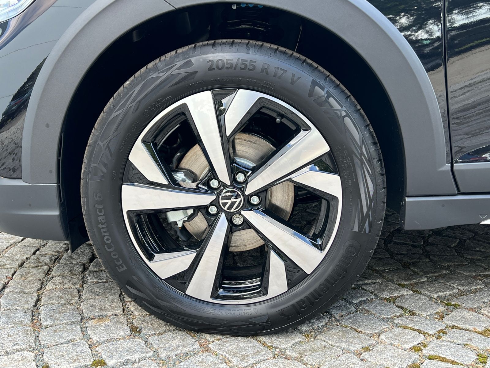 Fahrzeugabbildung Volkswagen Taigo Life 1.0 TSI DSG *IQ.Light, Ready2Discover