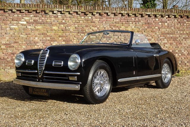 Alfa Romeo 6C 2500 Super Sport Cabrio Magnificent livery of