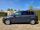 Volkswagen Touran Comfortline (7-Sitzer, Pano, Kamera, AHK) - Volkswagen: Kleinbus, Sitzer