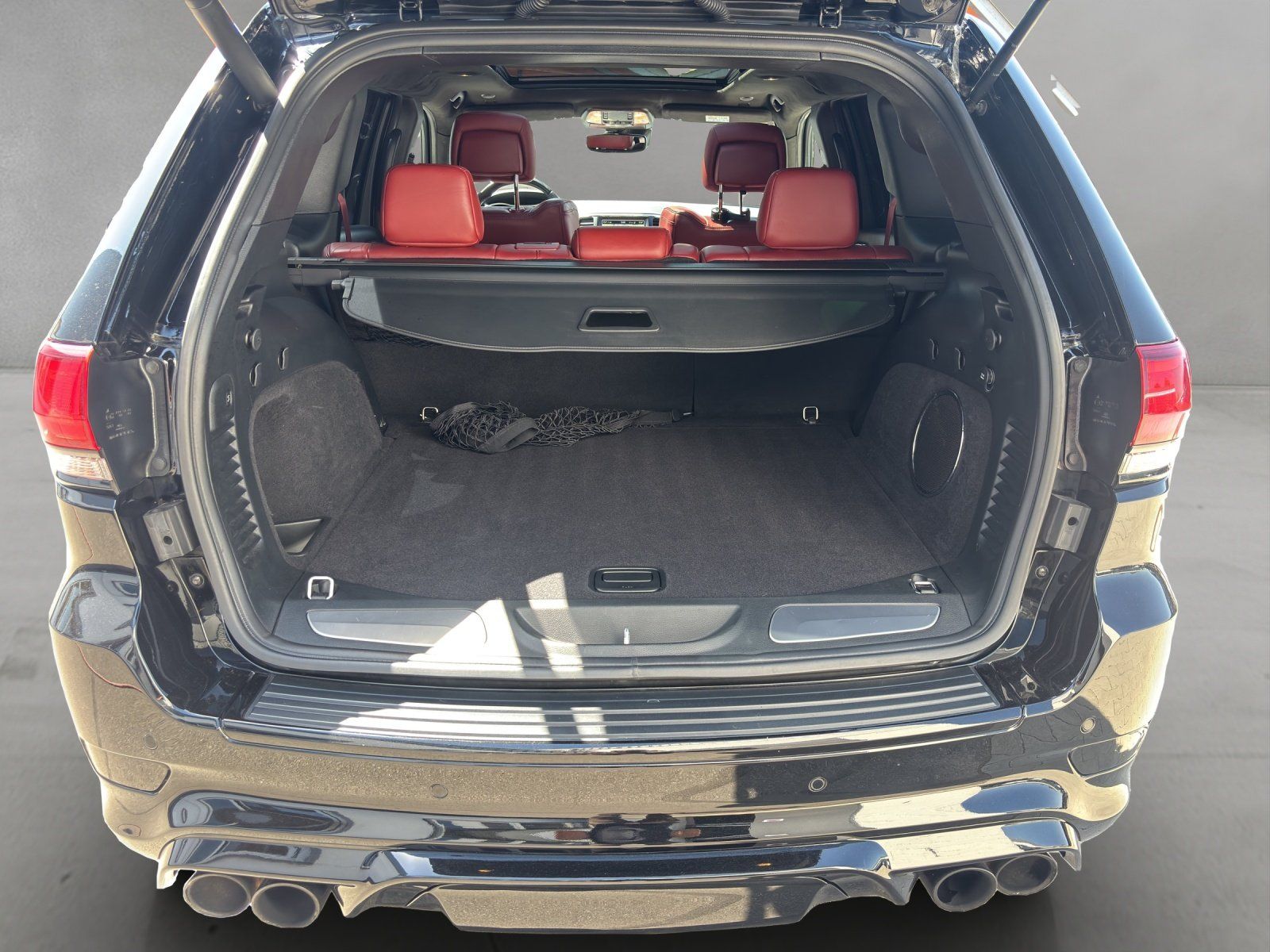 Fahrzeugabbildung Jeep Grand Cherokee 6.2 V8 Supercharged Trackhawk
