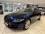 Jaguar XE 20t PRESTIGE LEDER NAVI CAM SHZ PDC LED - Jaguar Gebrauchtwagen in Hamburg