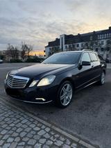 Mercedes-Benz 300*Tempomat*AHK*XENON* - Mercedes-Benz 300 mit Diesel-Antrieb: Kombi