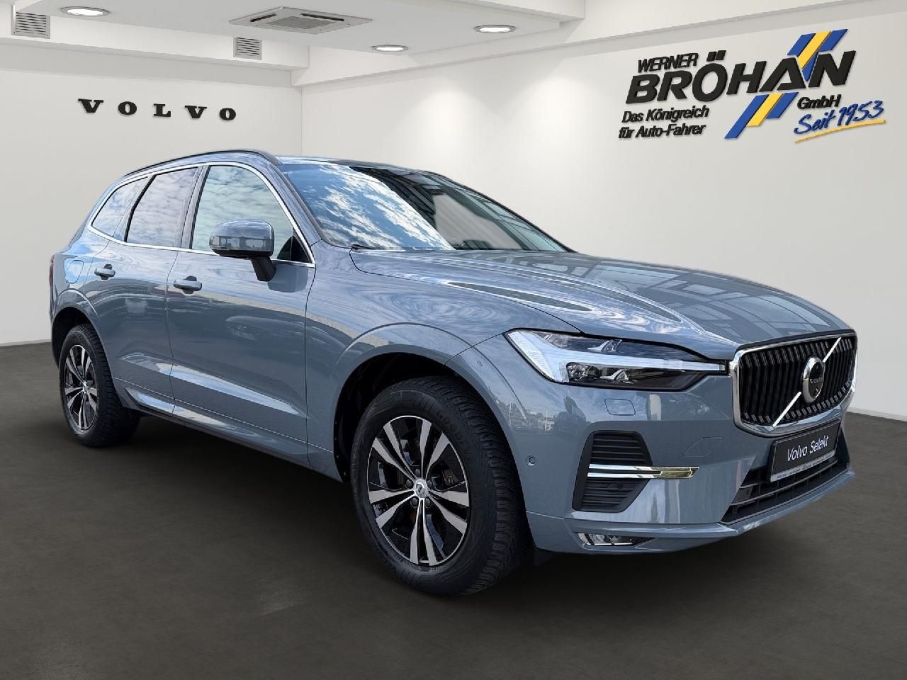 Fahrzeugabbildung Volvo XC60 B4 Benzin Momentum Pro 2WD