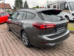 FORD Focus Turnier 1.0 ST-Line X*LED*Navi*DAB*Leder
