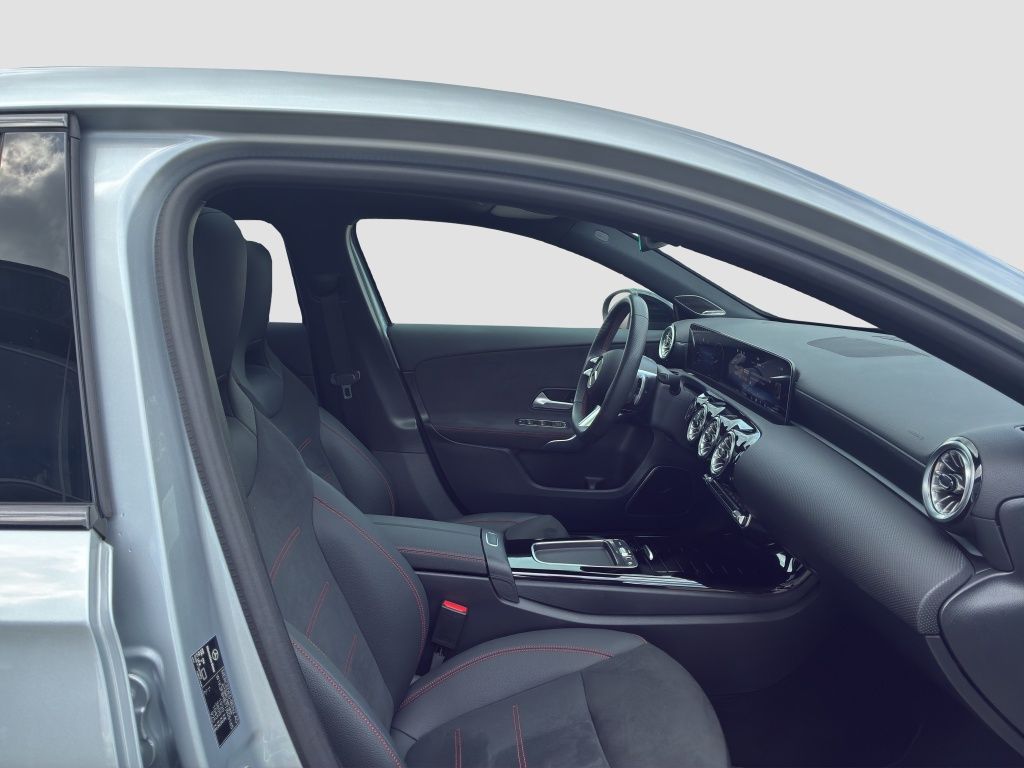 Fahrzeugabbildung Mercedes-Benz A 200 AMG*NIGHT*PSD*M-BEAM*RFK*TOTW*K-GO*19''*