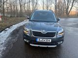 Skoda Yeti 1.2 TSI Ambition StandheizungKlima Tempomat - Skoda Yeti Gebrauchtwagen in Berlin