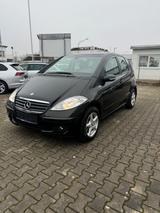 Mercedes-Benz A 150*PDC*TEMPOMAT*SCHECKHEFT*AUTOMATIK*AHK*