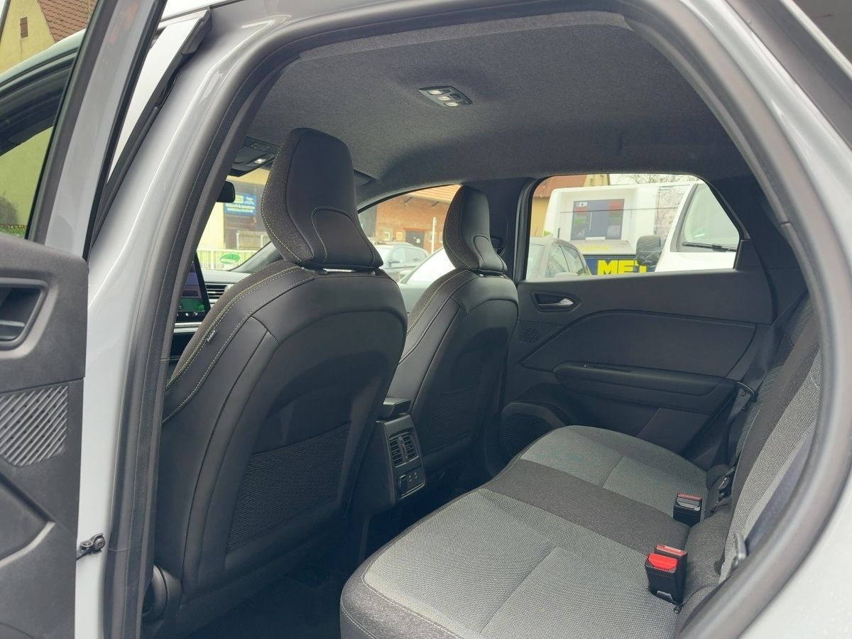 Fahrzeugabbildung Renault Captur Techno Mild Hybrid 160 EDC