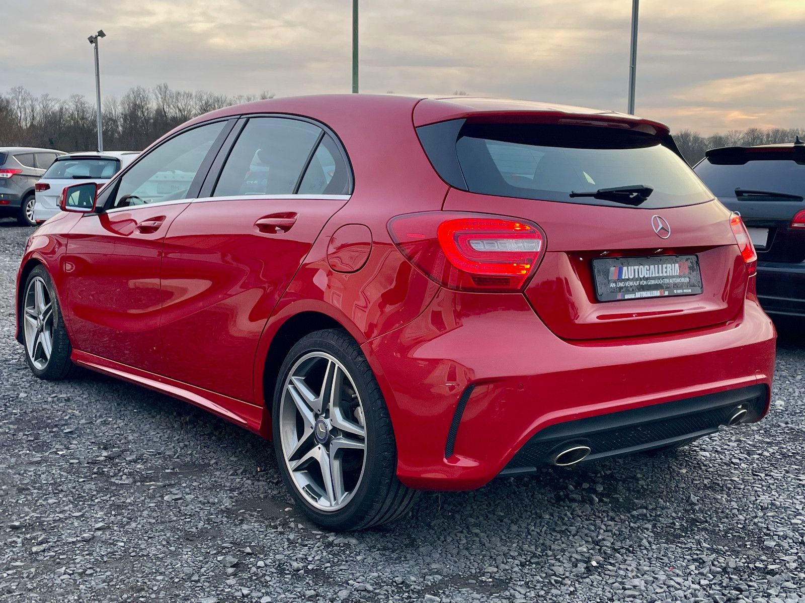 Fahrzeugabbildung Mercedes-Benz A 180 Street Style AMG SPORTPAKET Navi Leder Xen