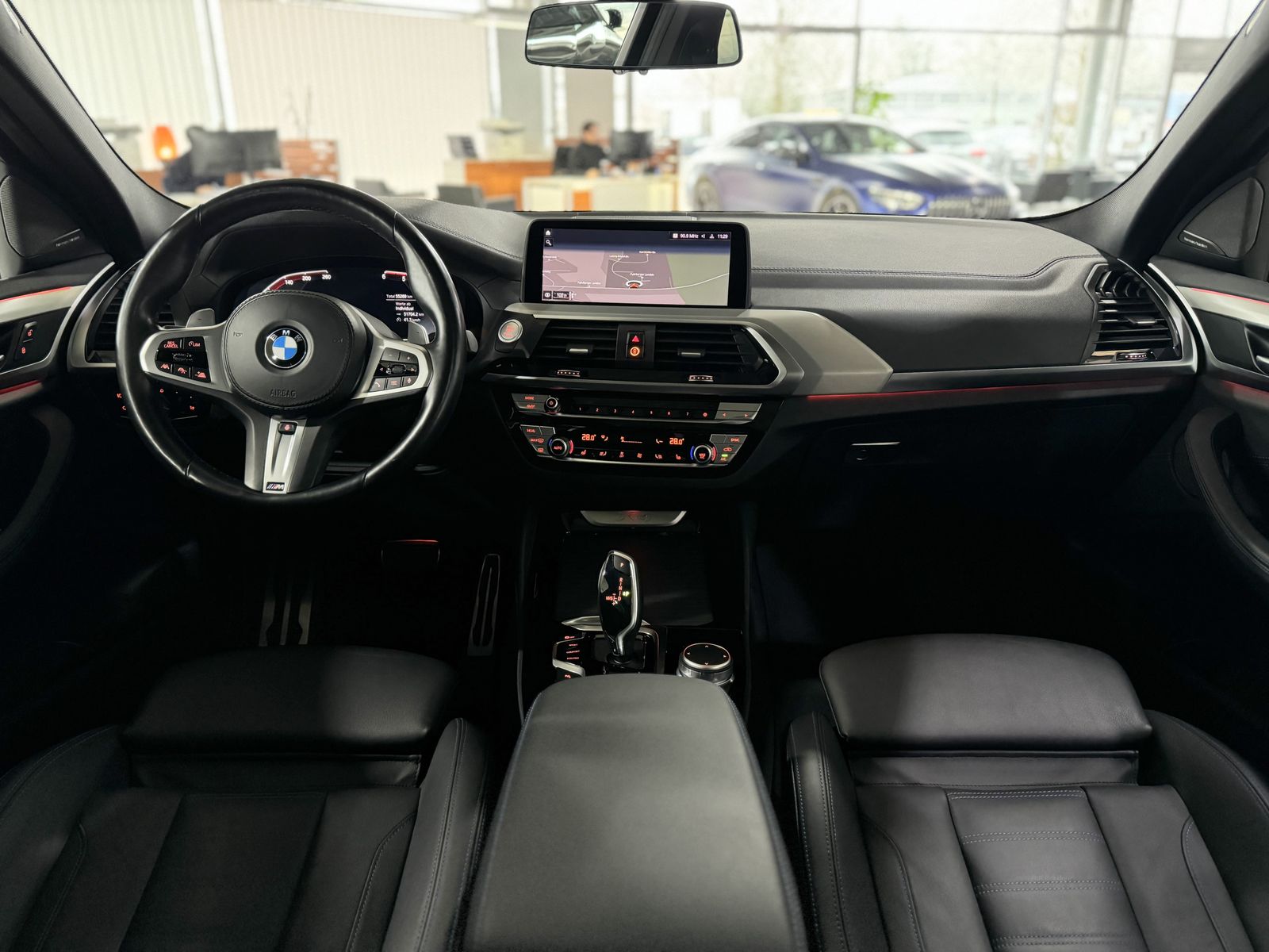 Fahrzeugabbildung BMW X4 xD30d M Sport Panorama 360° HUD DAB H/K AHK