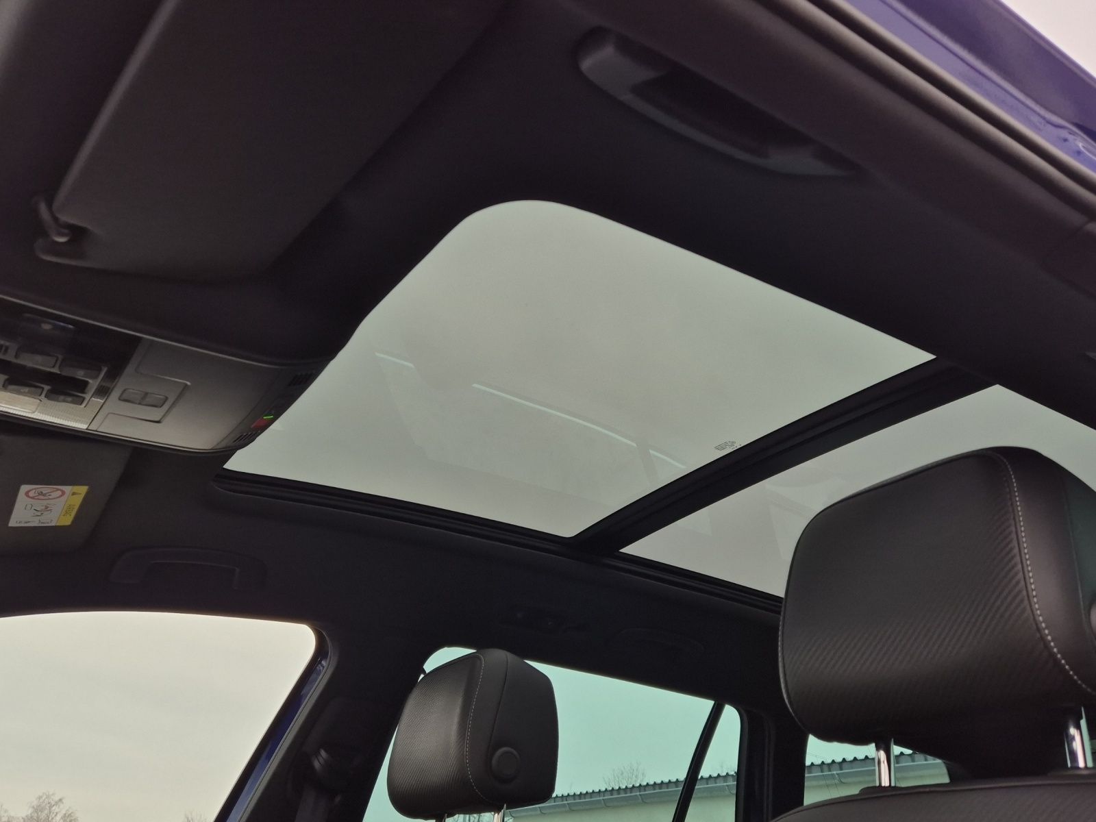 Fahrzeugabbildung Volkswagen Passat Variant TDI R-Line DSG 4Mo Standhzg Matri