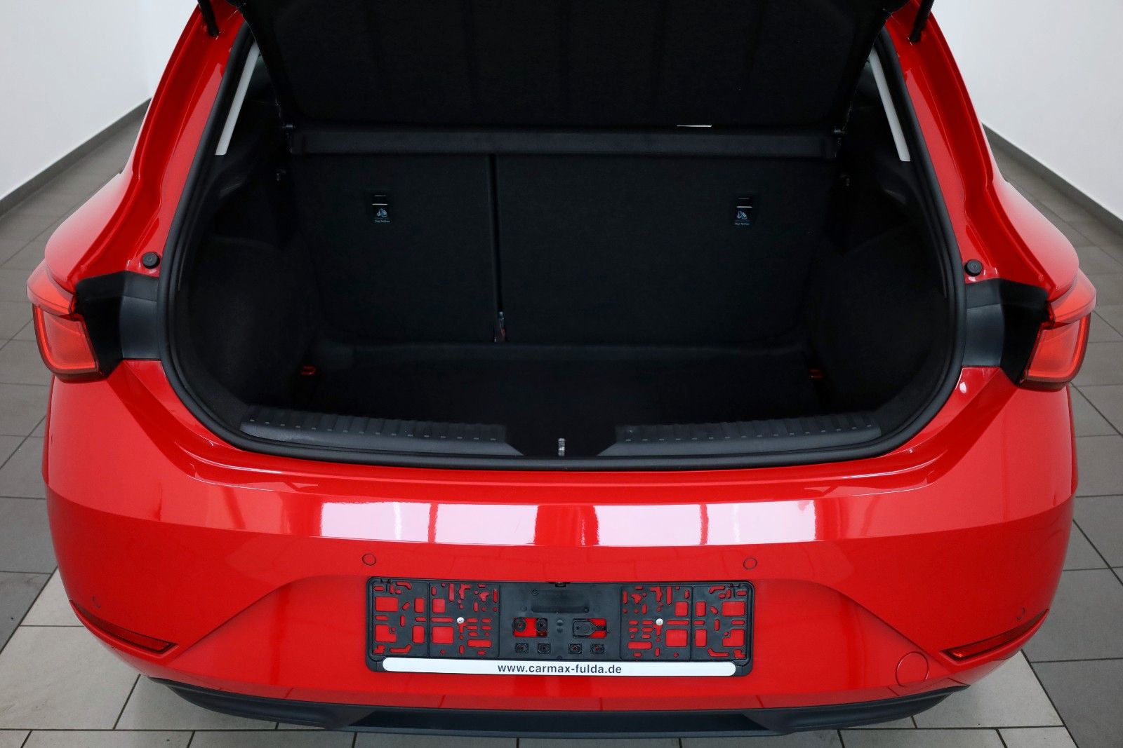 Fahrzeugabbildung SEAT Leon Style, Automatik, LED, SH, Kamera, Carplay