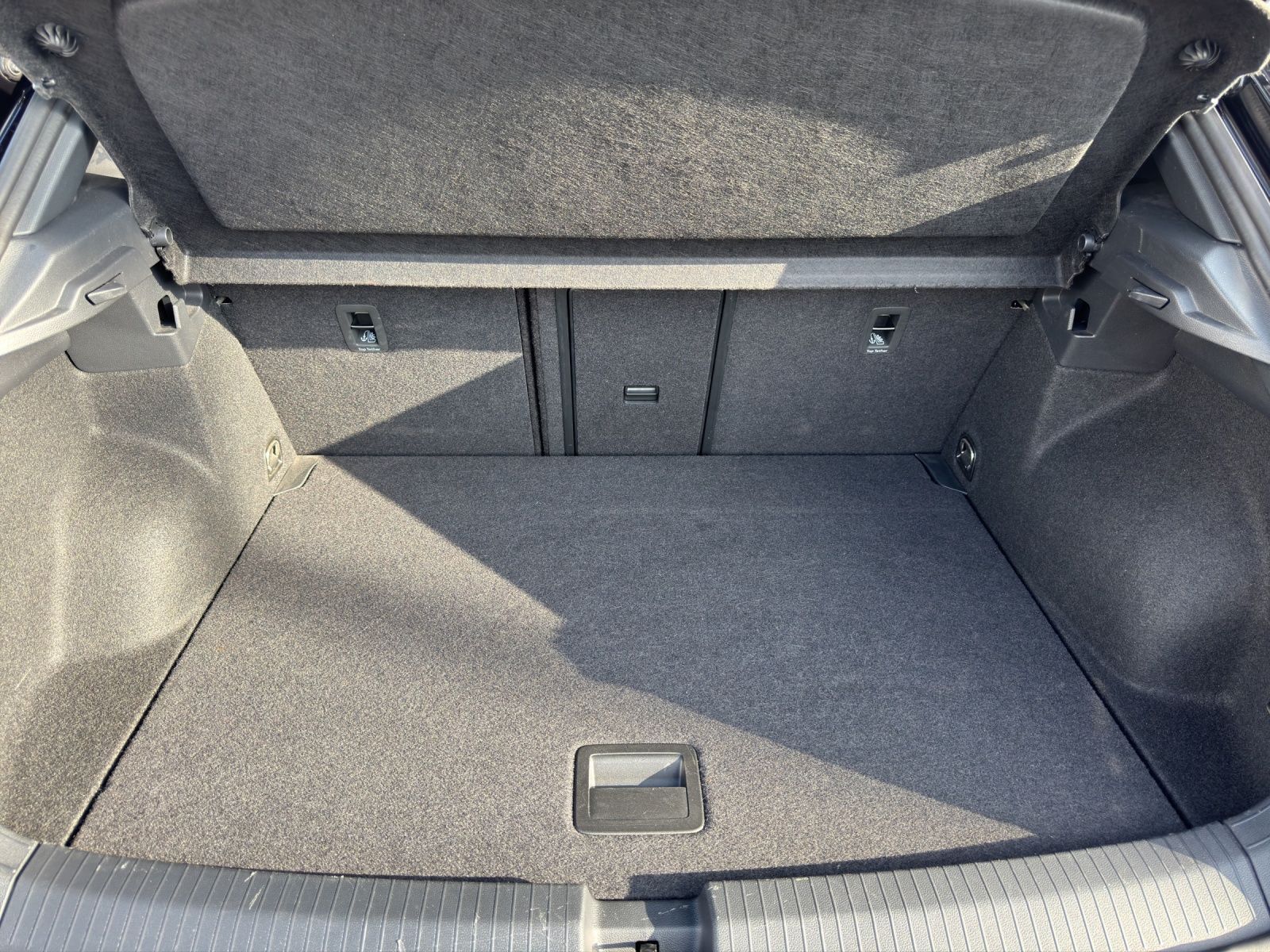 Volkswagen T-Roc - Bild 13