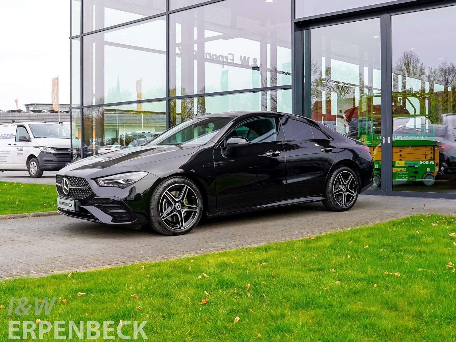 Fahrzeugabbildung Mercedes-Benz CLA 200 AMG Kamera Keyless LED Night Totwinkell