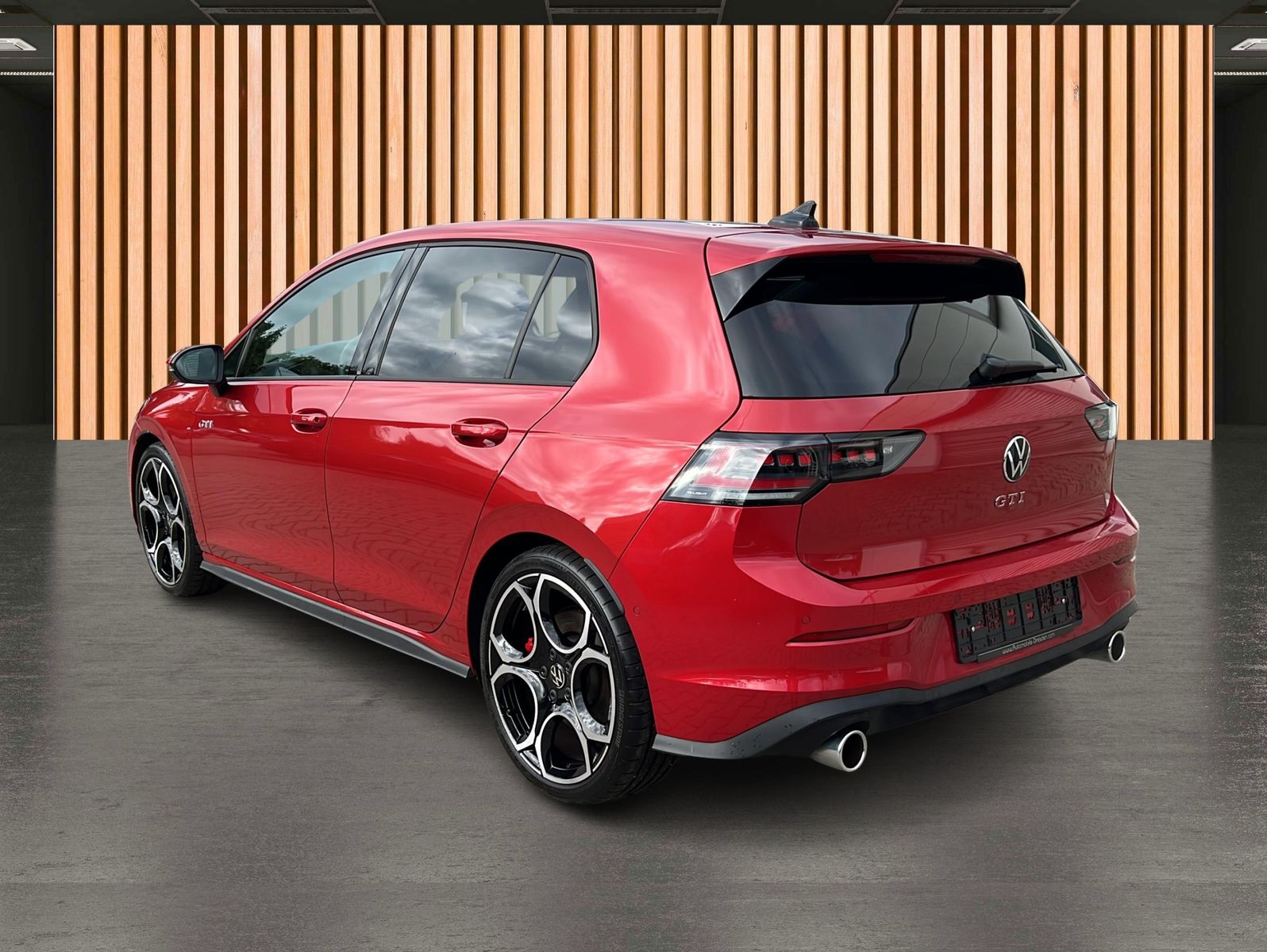 Volkswagen Golf 2.0 TSI DSG GTI neues Modell Pano IQ Light foto 4
