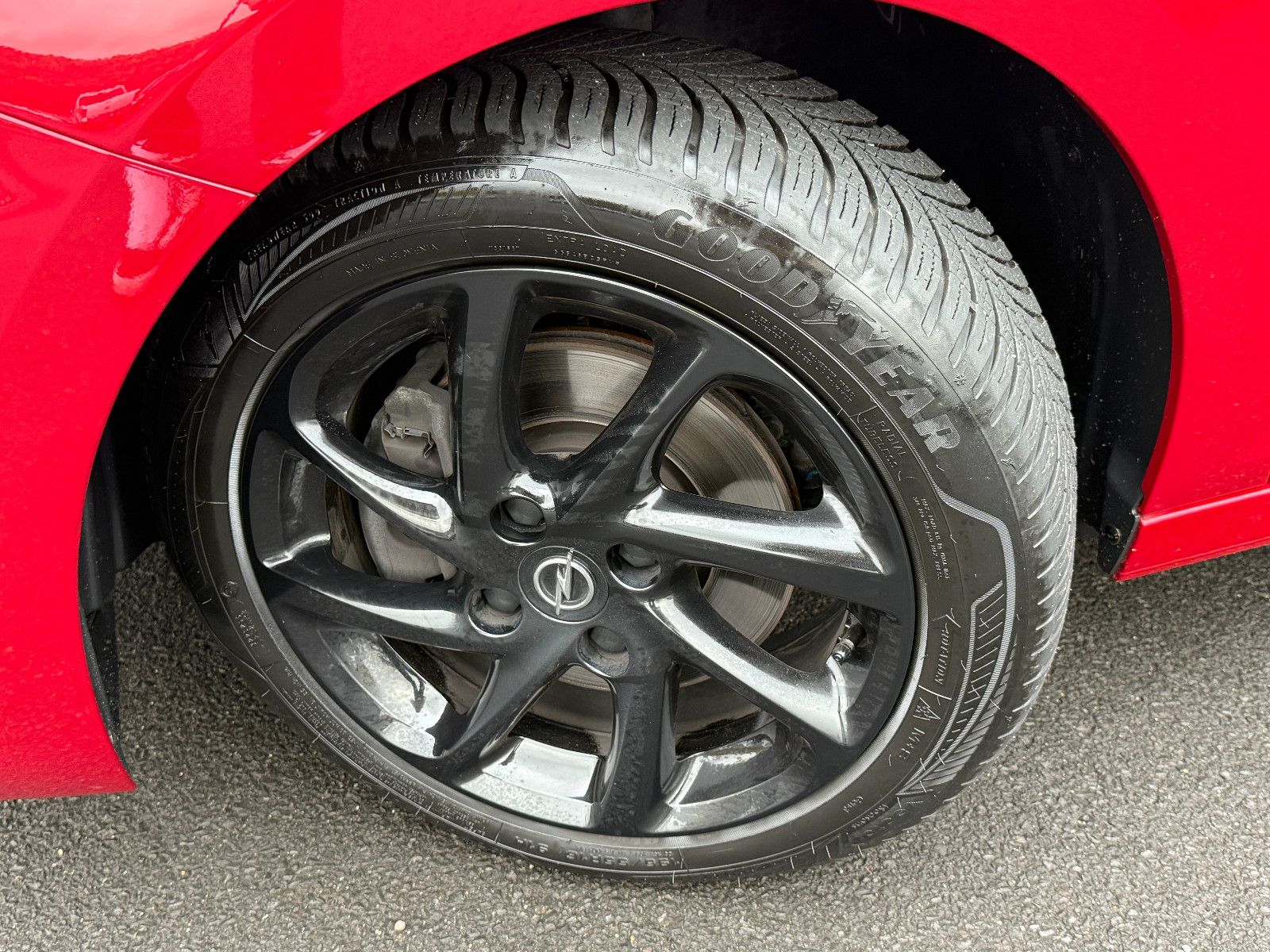 Fahrzeugabbildung Opel Corsa F GS-Line Blis DAB GRA LED Kamera SHZ