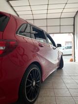 Mercedes-Benz Mercedes B 220 4 Matic AMG Line.  - Mercedes-Benz B 220: 4matic