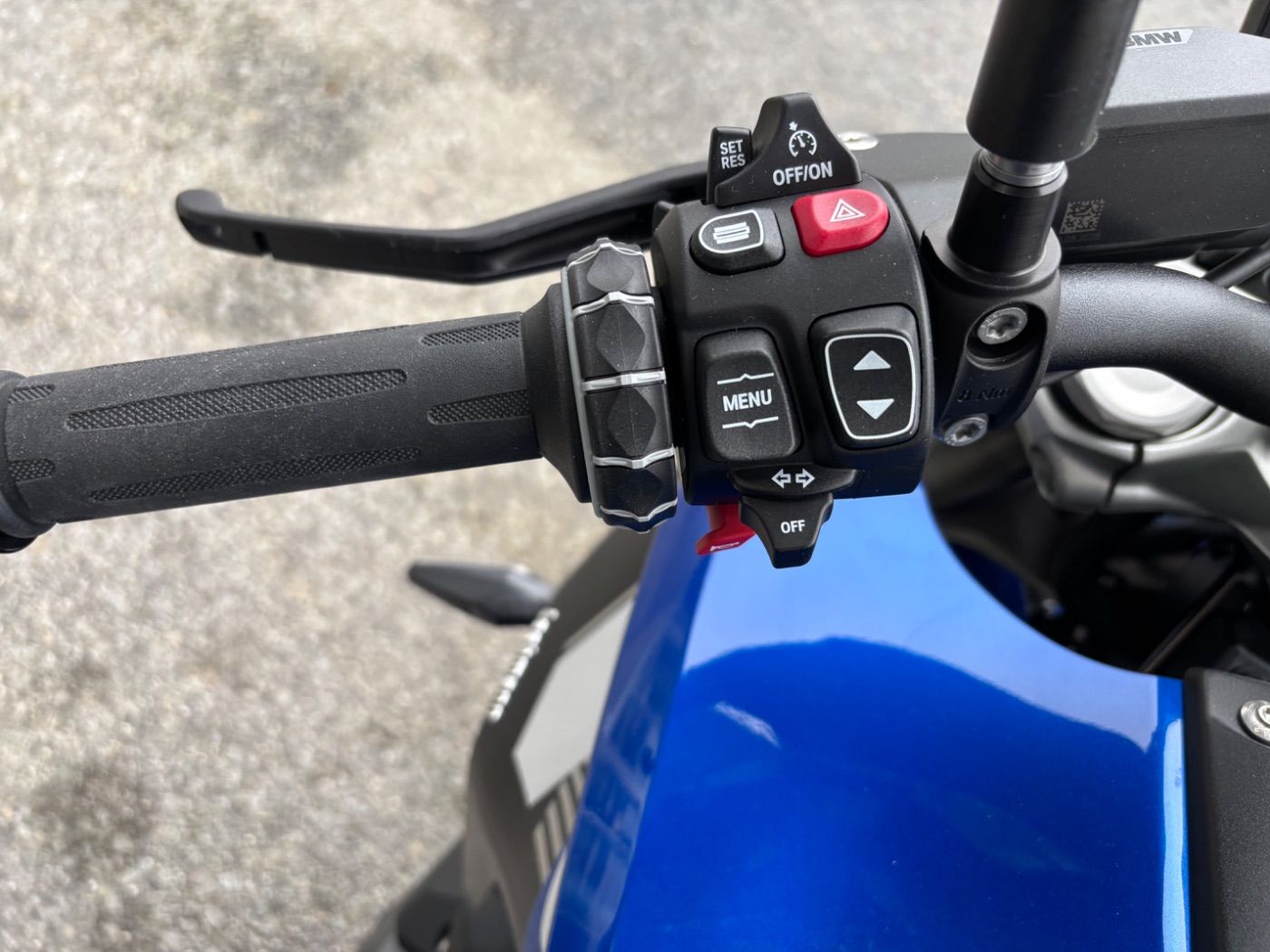 Fahrzeugabbildung BMW R 1300 R Exclusive 3 Pakete