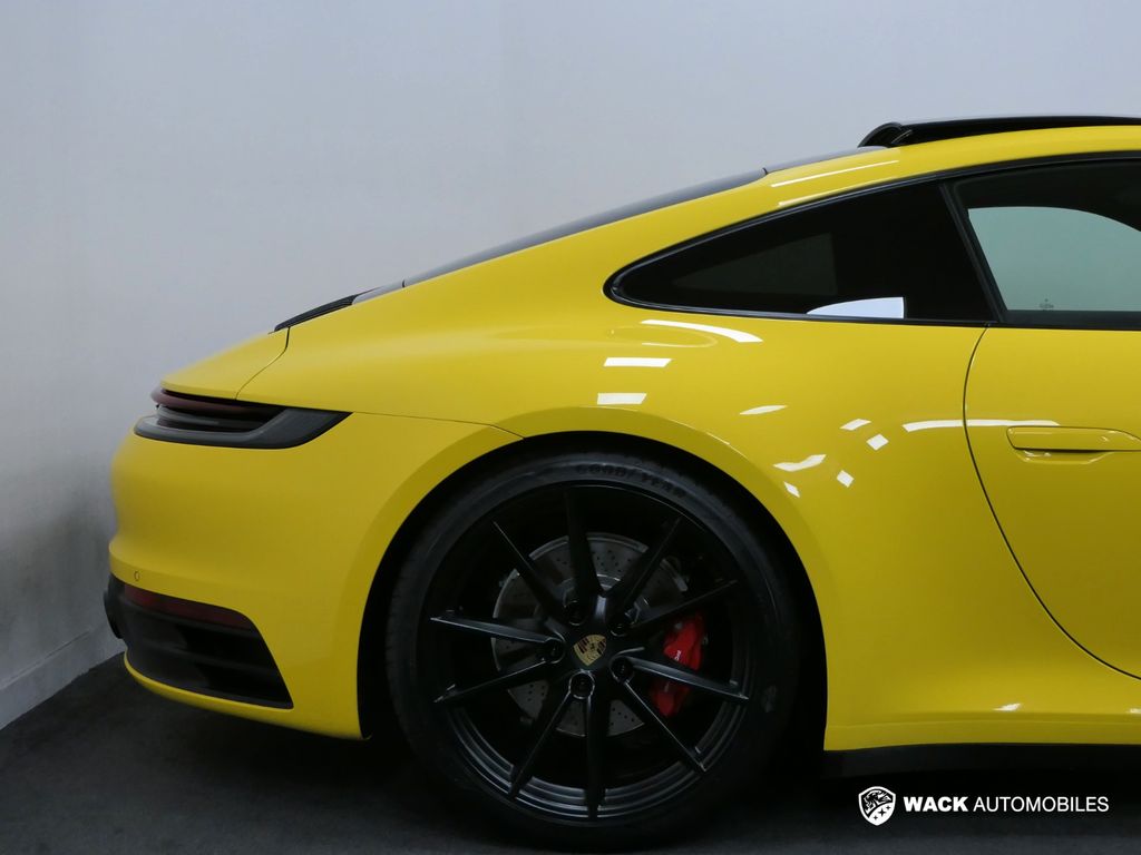 PORSCHE 911 2019