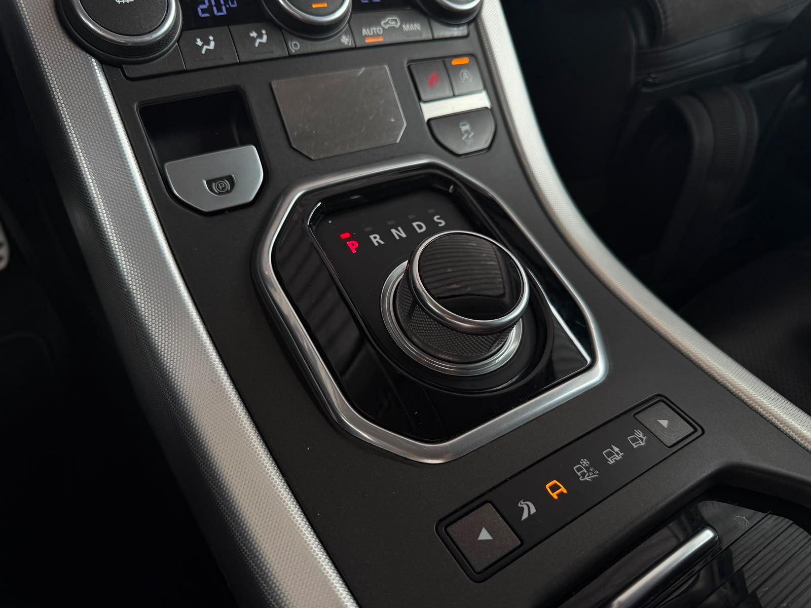 Land Rover Range Rover Evoque HSE Dynamic NAVI/XENON/LEDER