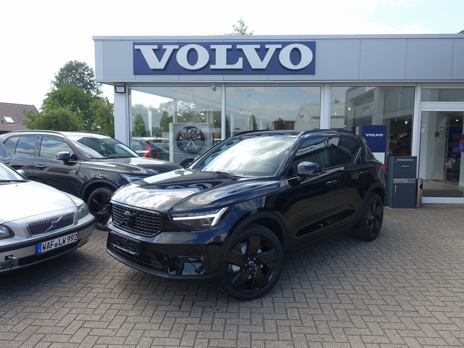 Volvo XC40 Black Edition B4 Benzin Ultra/AHK/Frontshz.