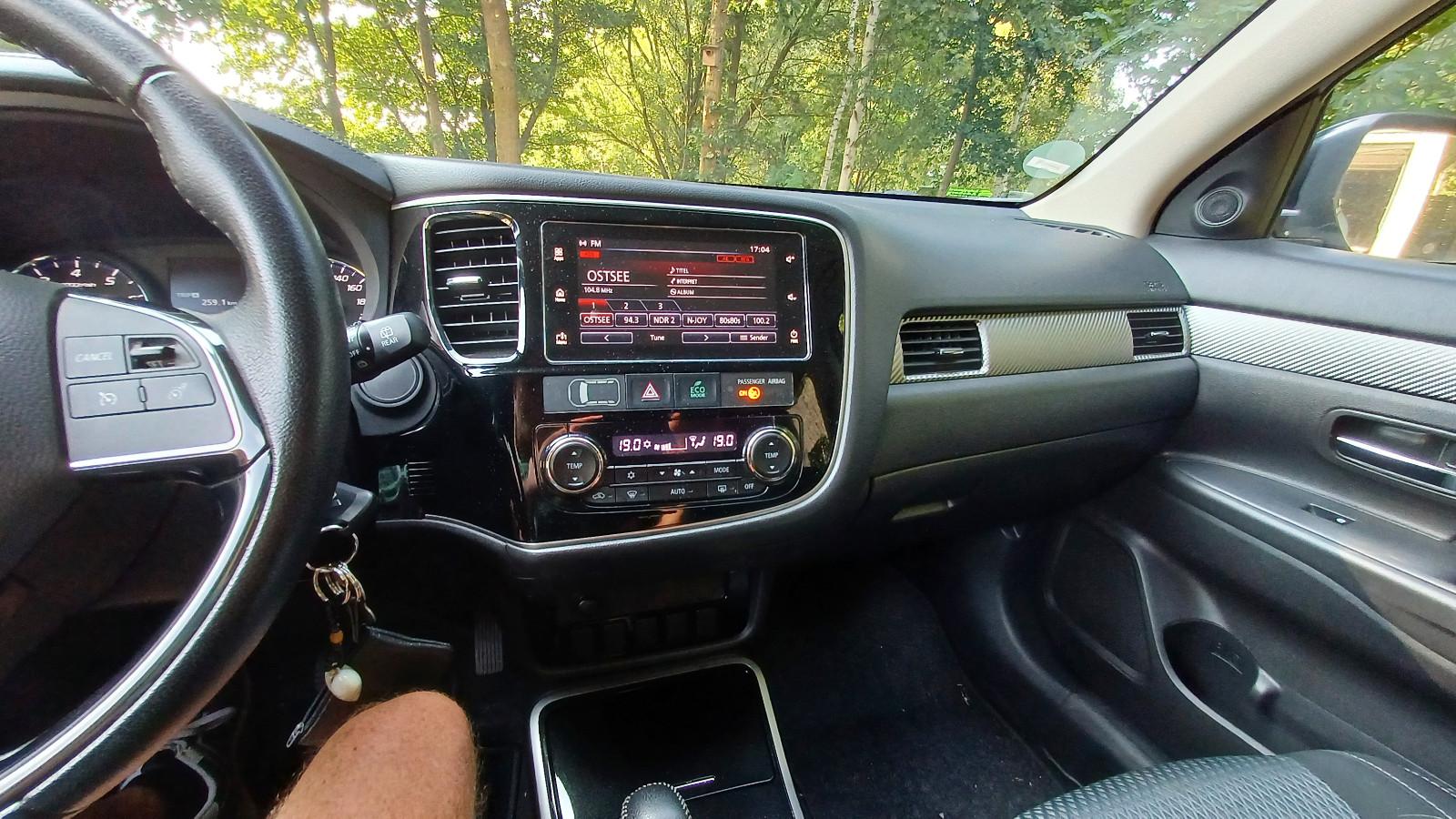 Mitsubishi Outlander 2.0 MIVEC Edition 100 ClearTec 2WD...