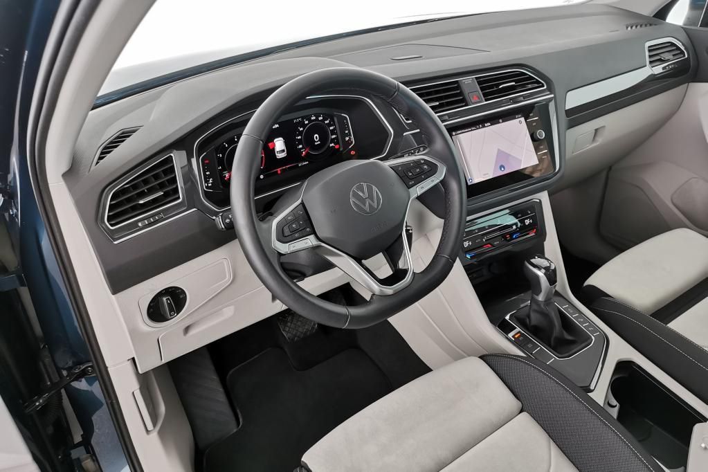 Volkswagen Tiguan Elegance 1.5 TSI DSG RFK*PDC*Tempo*Klima