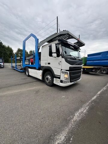 Volvo FM with Lohr-153 2009