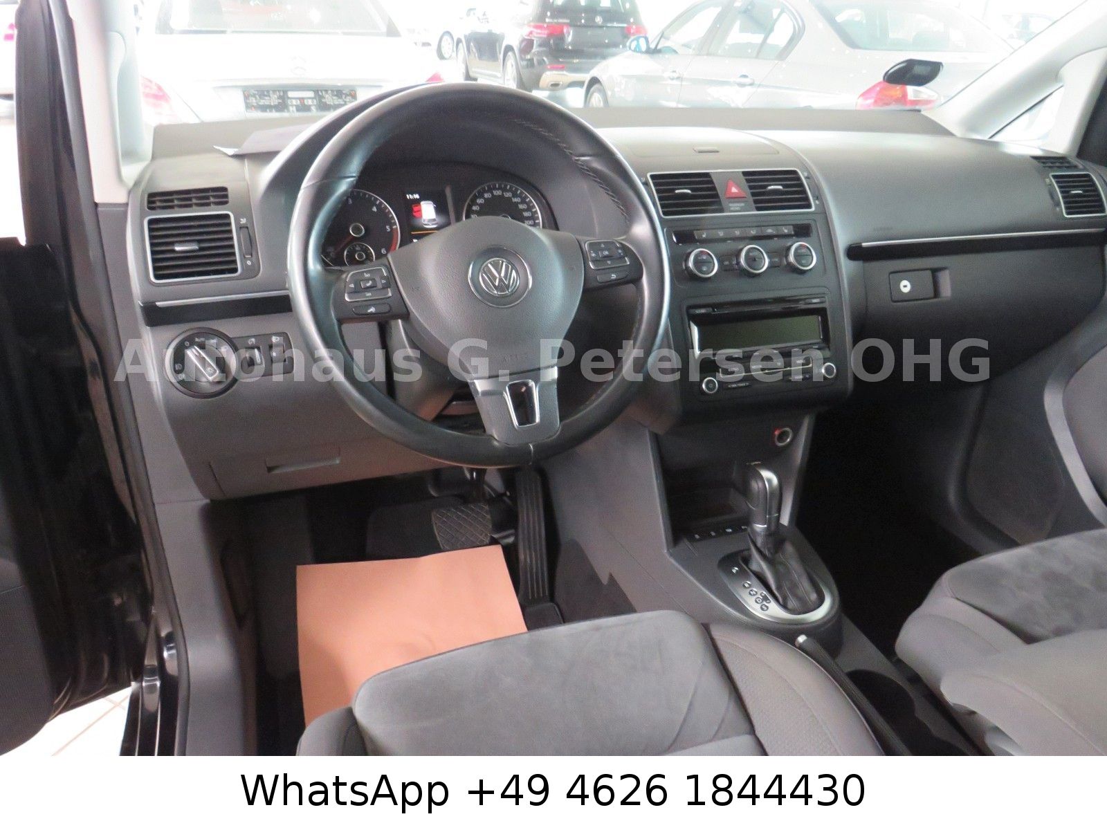 Fahrzeugabbildung Volkswagen Touran Highline*DSG*Sitzh*Einpark*Allwetter*
