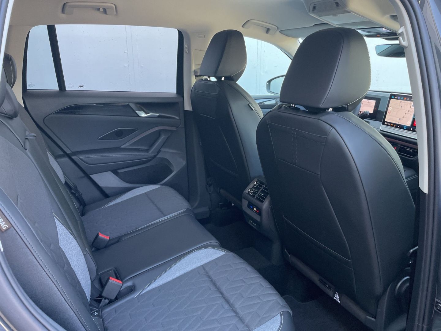Tiguan 1.5 eTSI DSG ENERGY AHK/Navi/360°Kamera/A