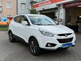 Hyundai ix35 FIFA World Cup Edition 2WD - Hyundai ix35 mit Benzin-Antrieb