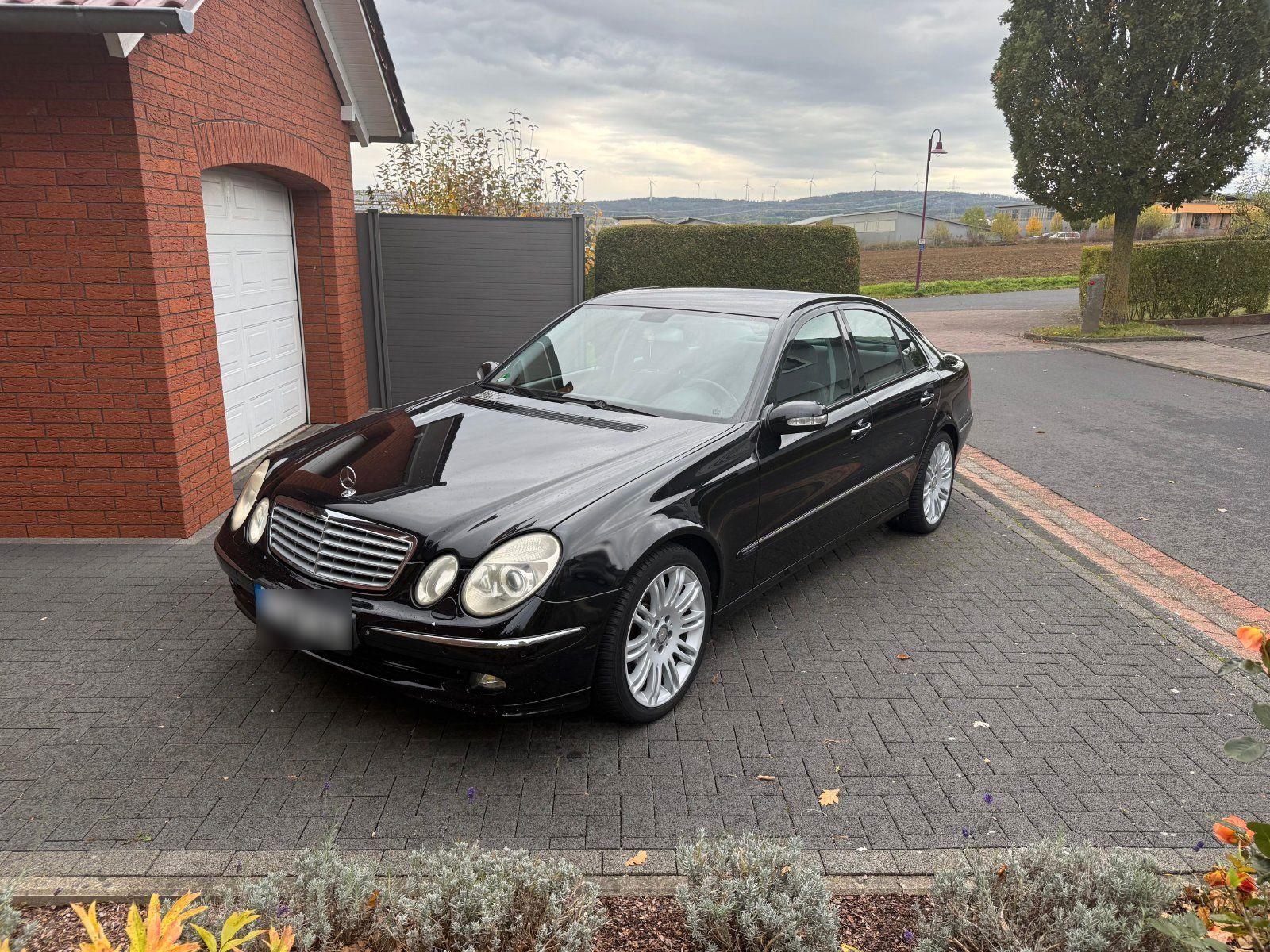Mercedes-Benz E 200